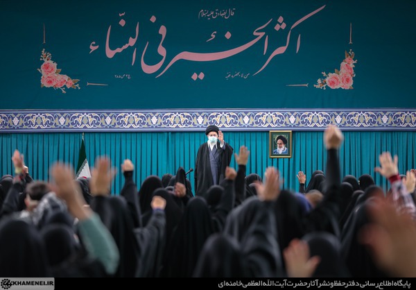 دیدار اقشار مختلف بانوان با رهبر انقلاب