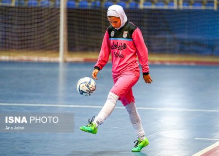 نقدی بر لیست تیم ملی فوتسال زنان؛ ترس دل کندن از ستاره‌ها!
