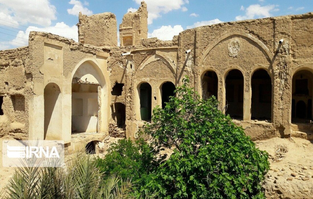 چنبره غیرمیراثیها بر خانههای تاریخی مازندران