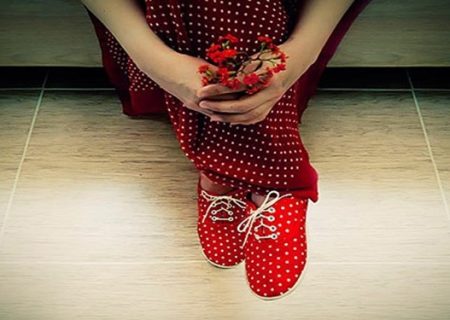 گذر از بحران بلوغ را برای دخترانتان خاطره انگیز کنید