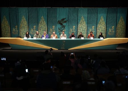 کارگردان فیلم «دست ناپیدا»: فیلم‌ساز دفاع مقدس نگاه شاعرانه نداشته باشد، باخته است