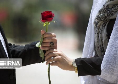 تسهیل ازدواج با طرح وصال شیرین/ خانواده‌ها هزینه سنگین به جوانان تحمیل نکنند