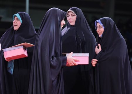 استقبال ۳ هزار دانش آموز از جشن بزرگ دختران «فردامون»